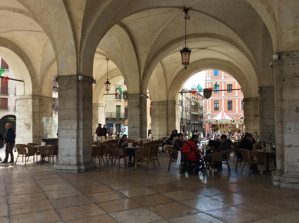 La Loggia Al Duomo - Treviso Leilighet Eksteriør bilde